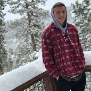 Meet your Posher, Taner